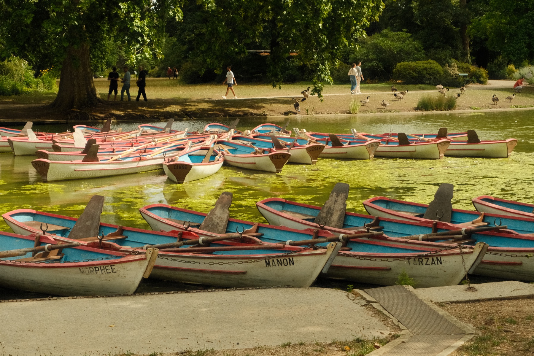 paris boats